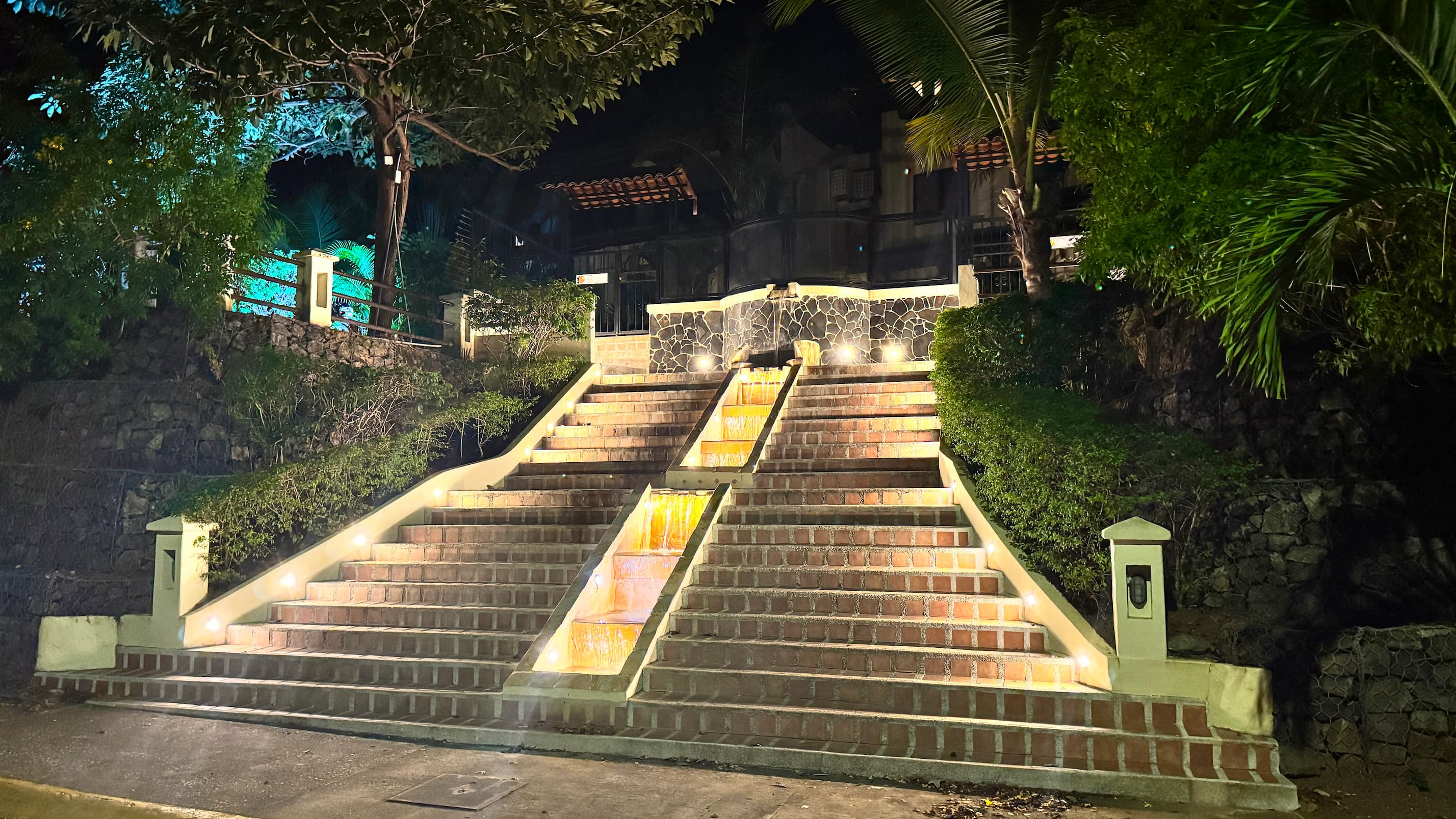 Coco Sunset entrance closest to the pueblitos